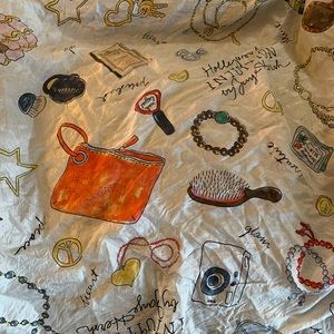 Vintage cosmetics and accessories scarf very chic